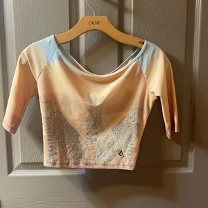 Crop Top, elbow length sleeves, soft desert orange